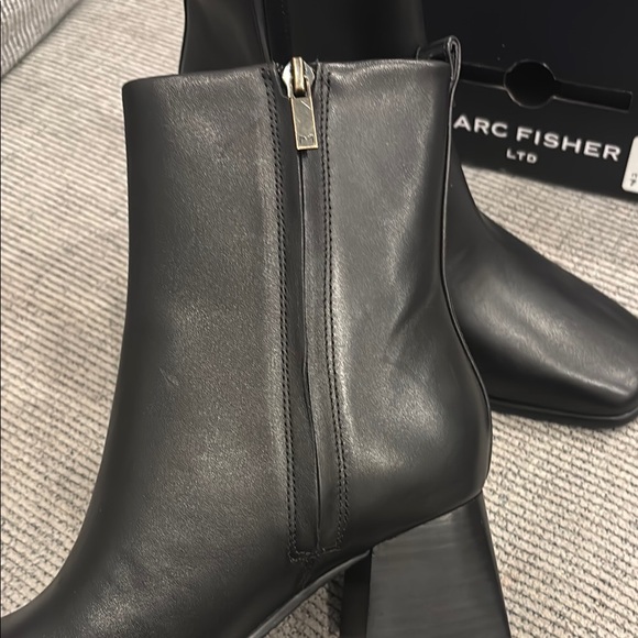 Marc Fisher Black Women's Ankle Boots brand new - Picture 5 of 10